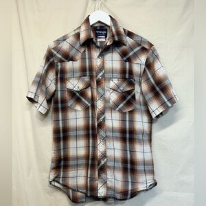 Wrangler pearl snap button down plaid men’s size small western